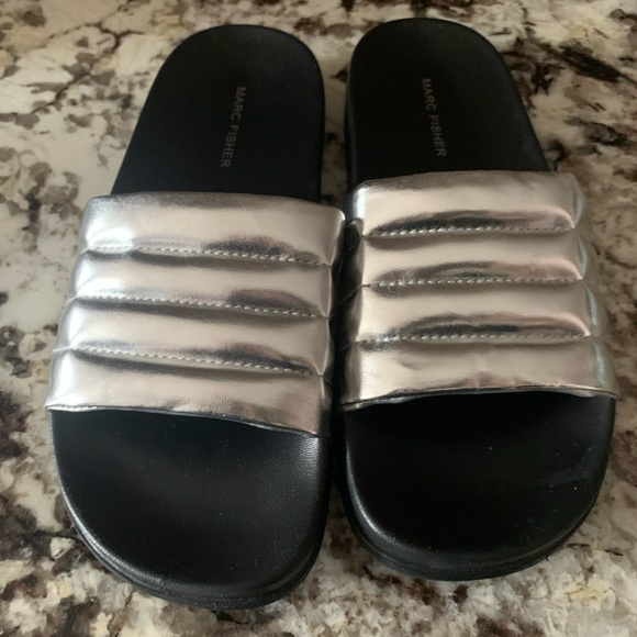 NEW Marc Fisher Metallic Silver Slides - Picture 2 of 8